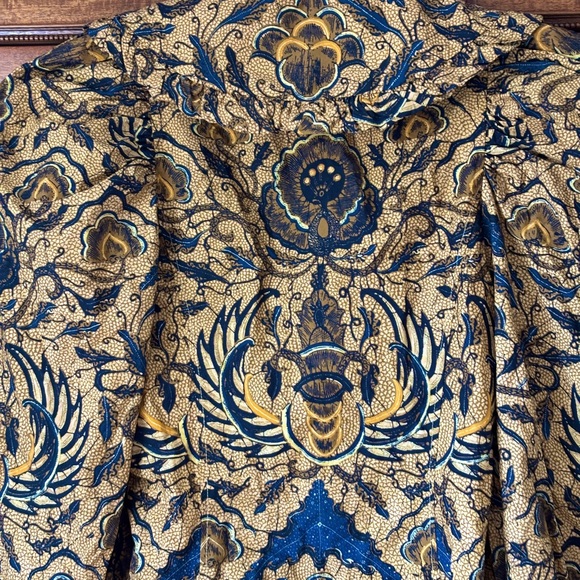 Ulla Johnson Gold and Navy Floral Jacquard Button Up Blouse (Sz 2) - Picture 6 of 7